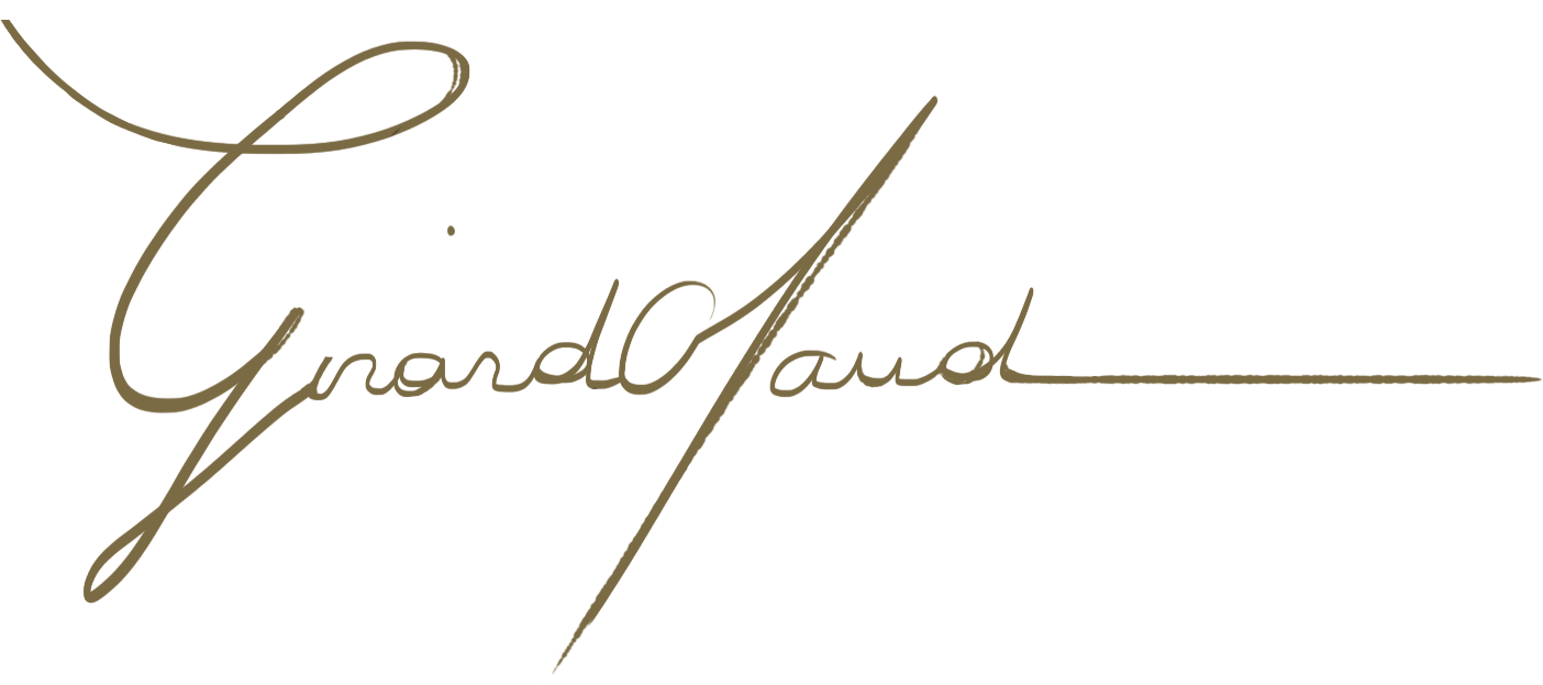 logo Maud Girard